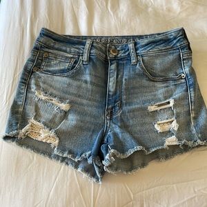 Americans eagle outfitters jeans short.  Like new.Size 6